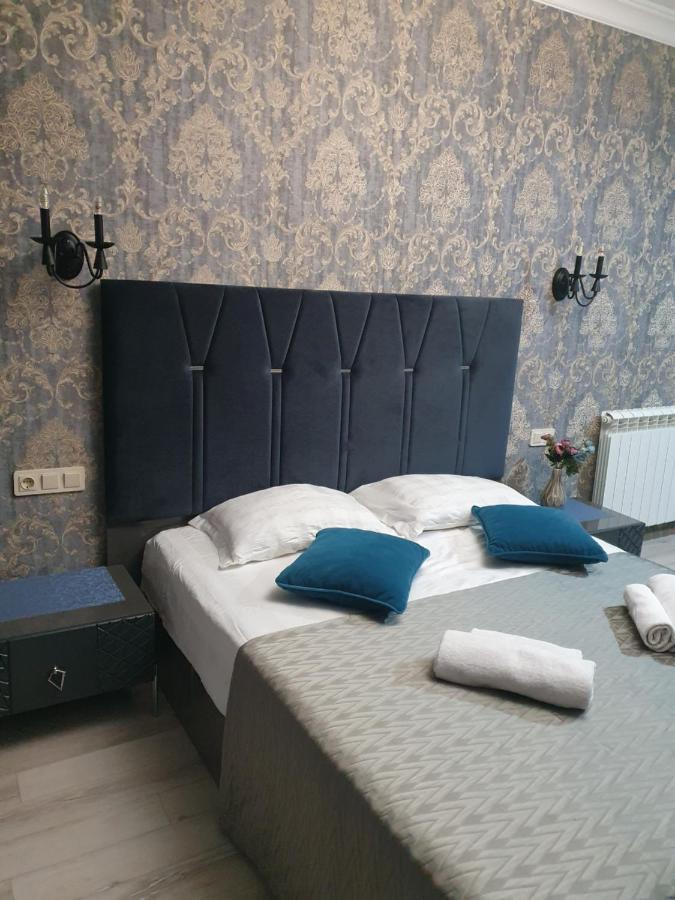 Piazza Batumi Guesthouse Extérieur photo