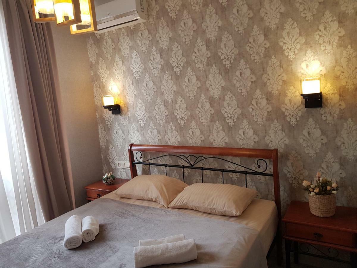 Piazza Batumi Guesthouse Extérieur photo