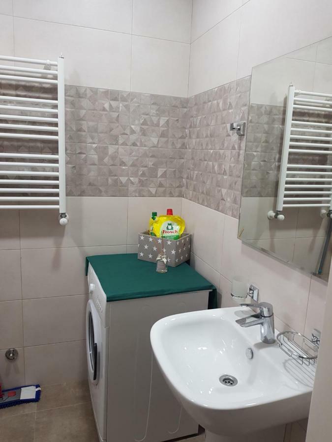 Piazza Batumi Guesthouse Extérieur photo