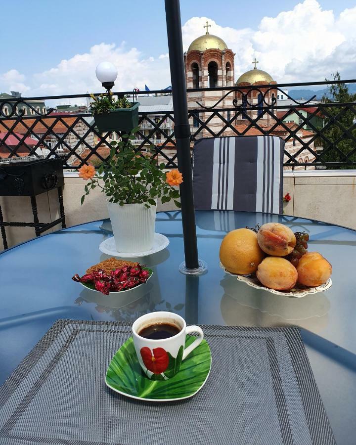 Piazza Batumi Guesthouse Extérieur photo